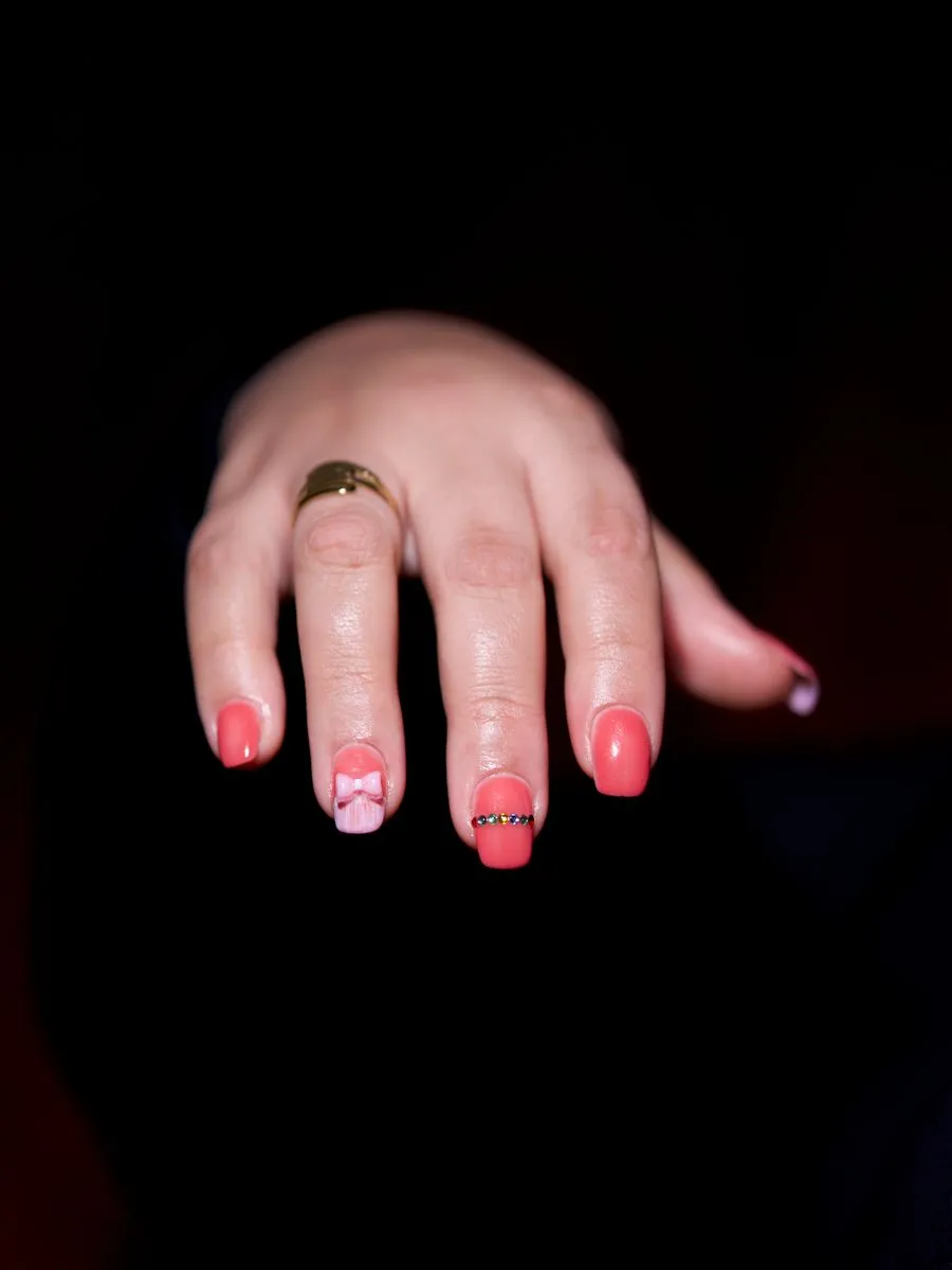 Zartrosa Nageldesign